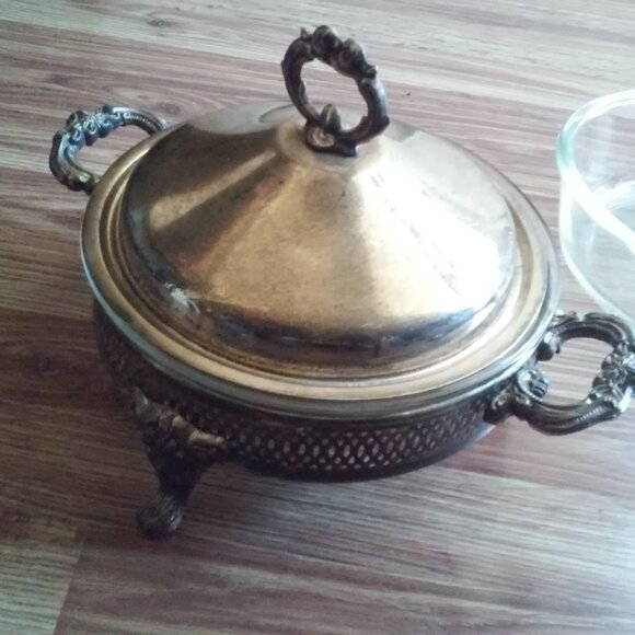Anchor Hocking Other - Anchor Hocking 4 Pieces Stand Pie Plate Baking Bowl Lid Needs Polishing Stack Or
